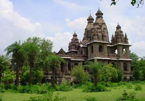 Naulakha-temple
